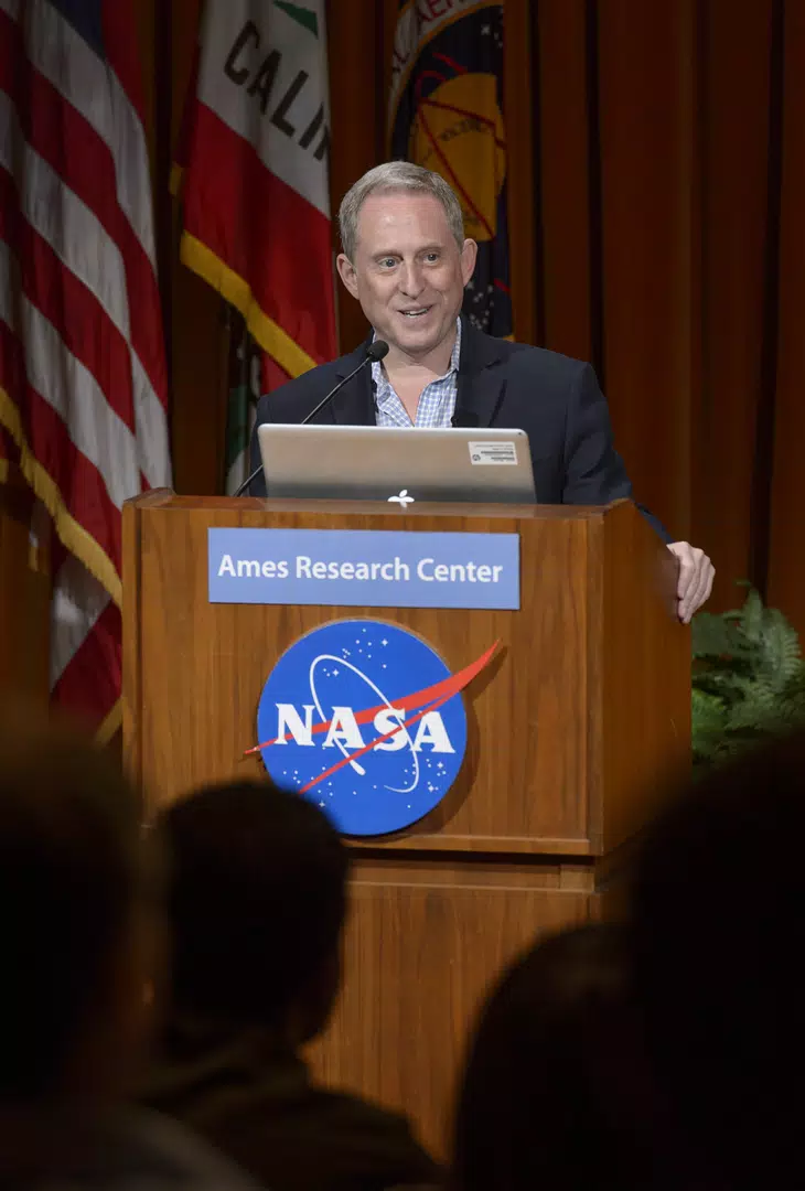 Alan Stern