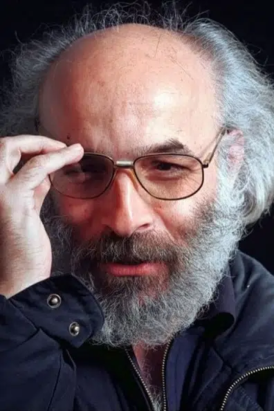 Kianoush Ayari