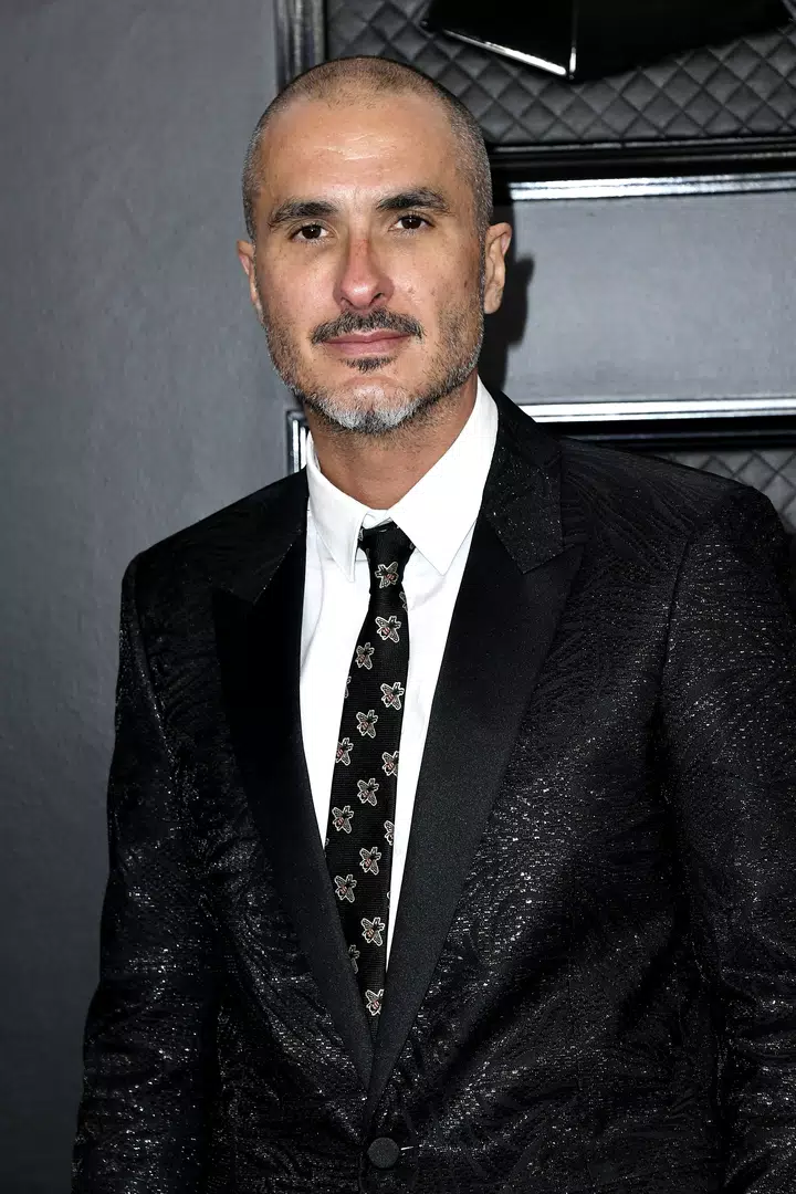 Zane Lowe