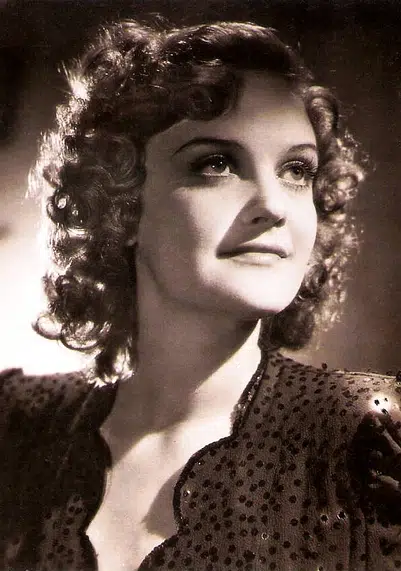 Klári Tolnay