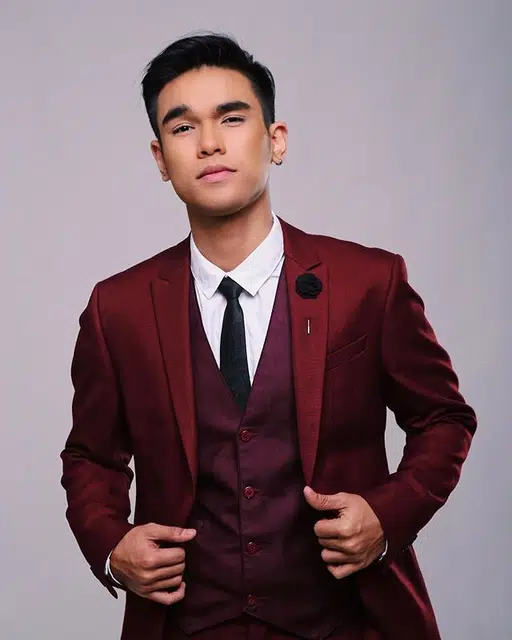 Josh Adornado
