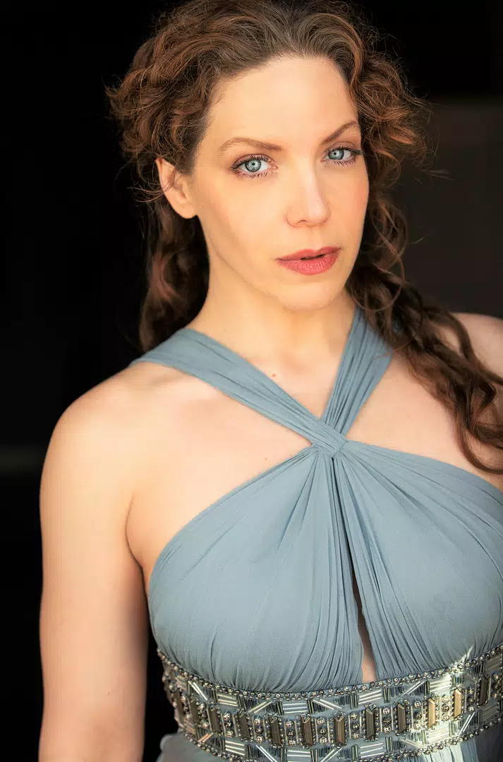 Gwenhwyfar Reagan James