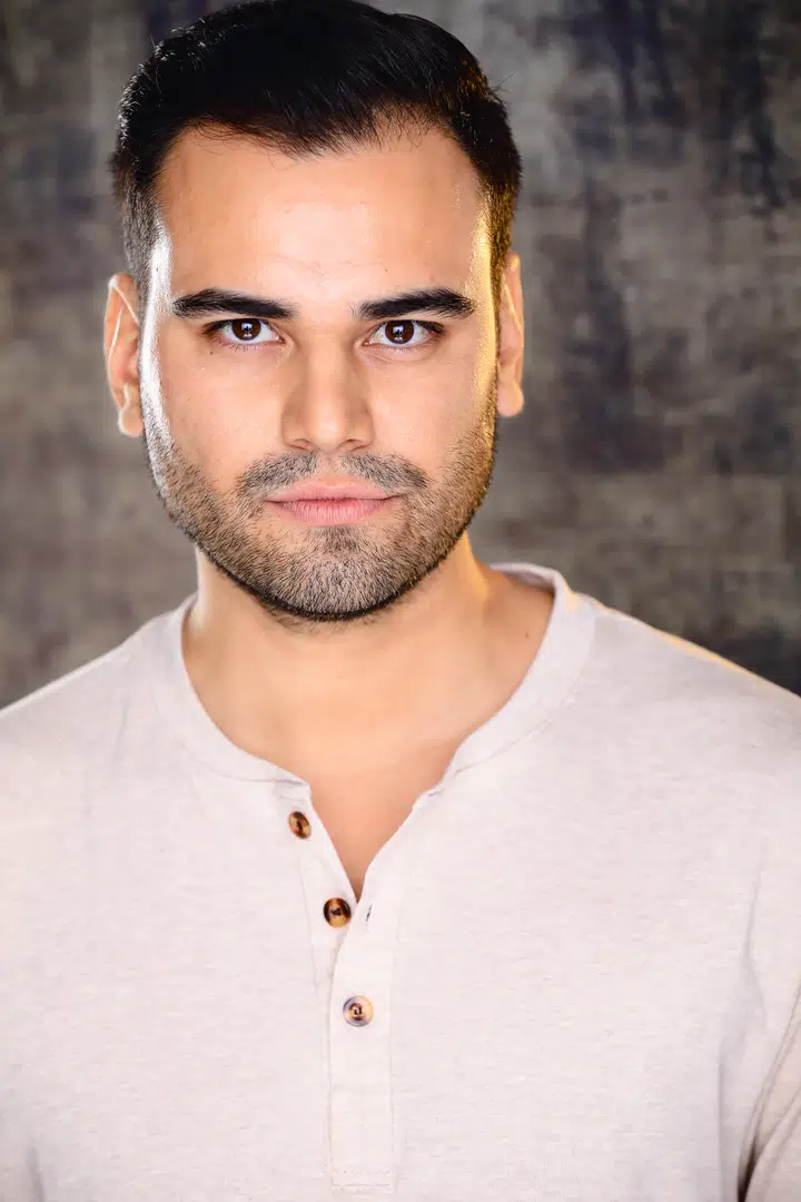 Michael Tari