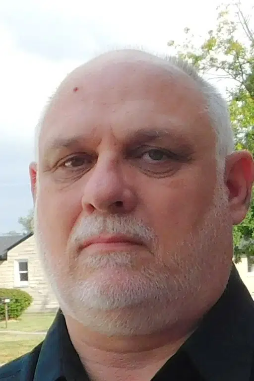 Brett Mahoney