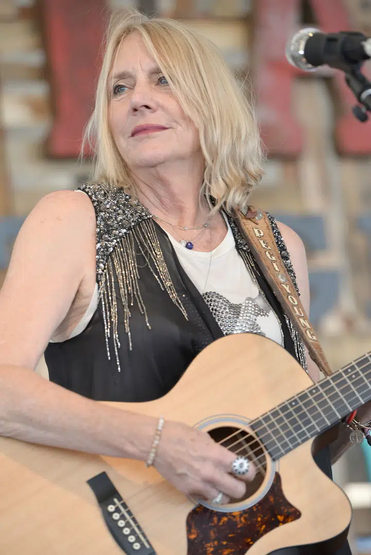 Pegi Young