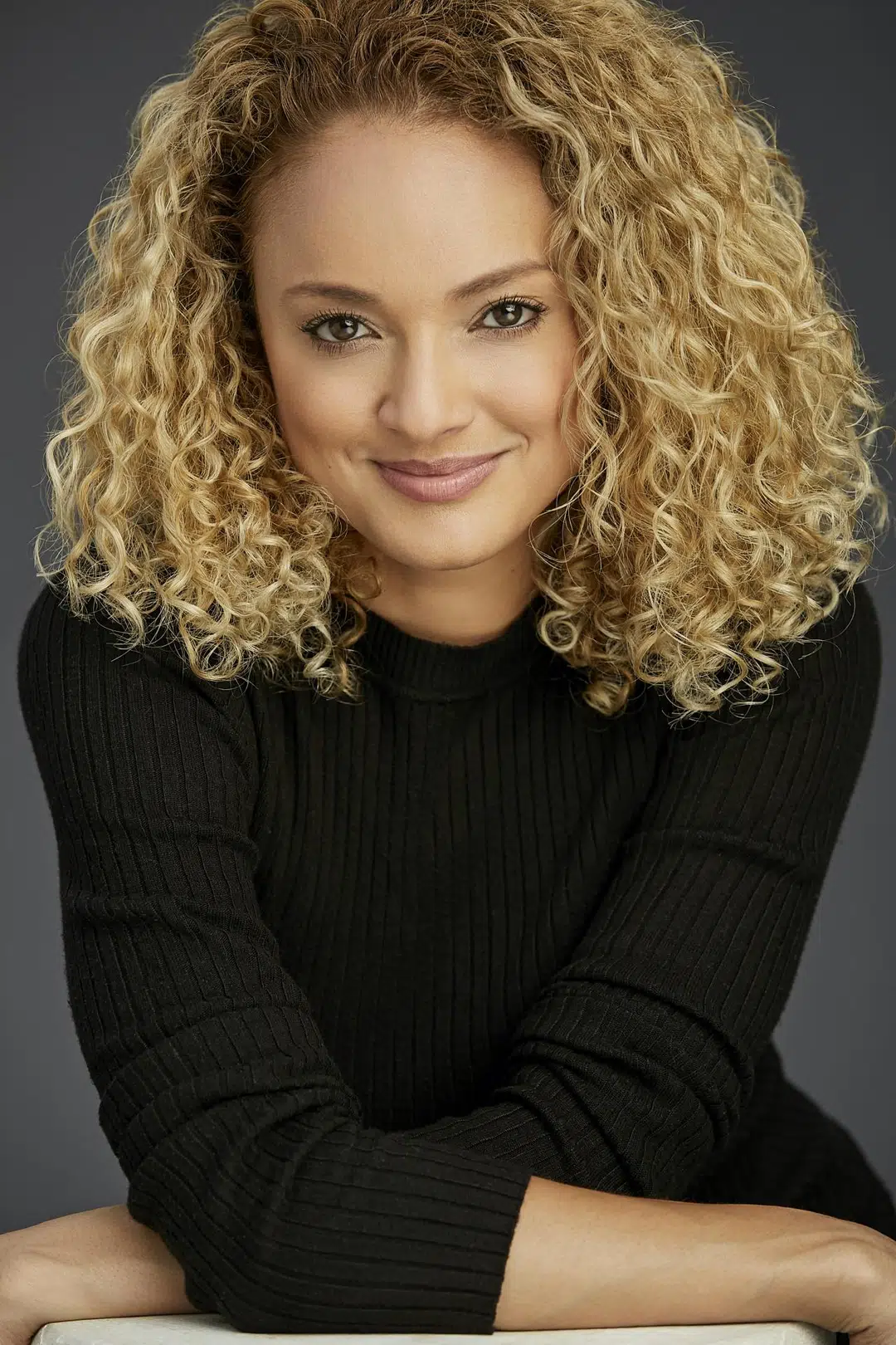 Shannon Foster