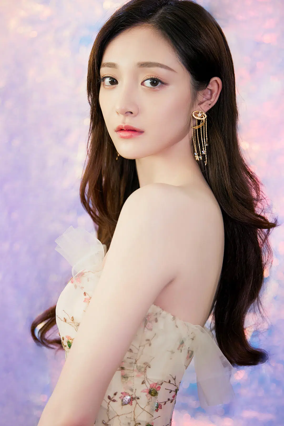 Jieqiong Zhou
