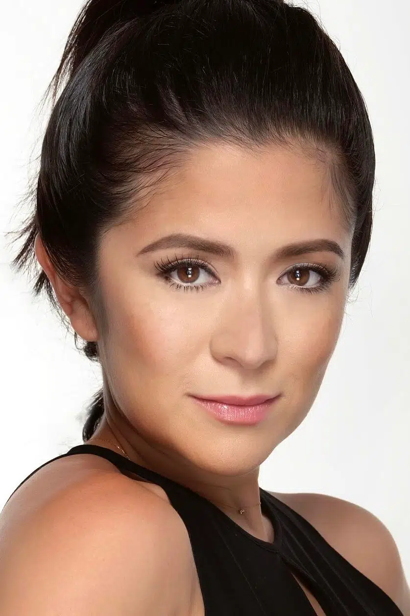 Antoinette Taus