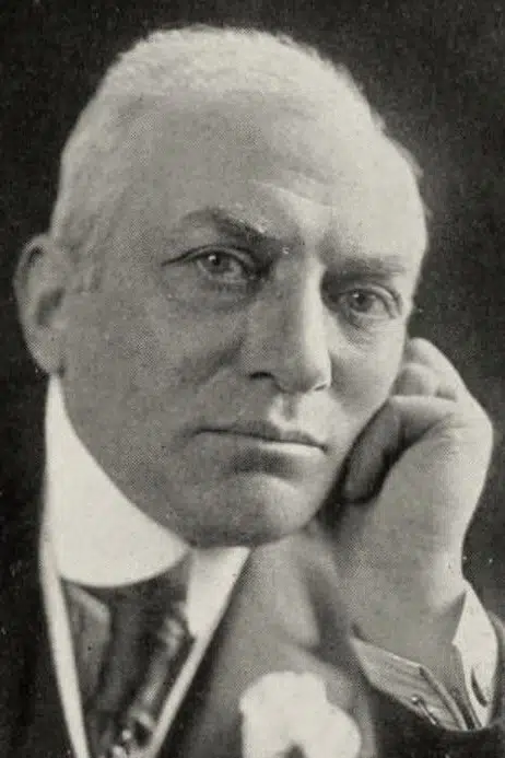 Edward José