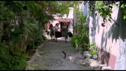 Ay Büyürken Uyuyamam Fragman HD