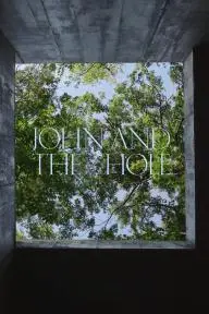 John and the Hole_peliplat