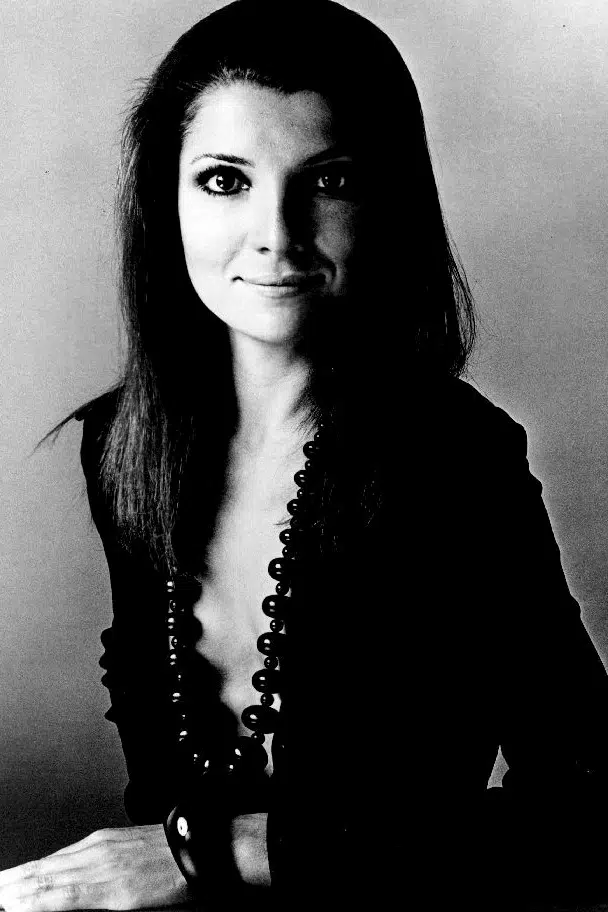 Dana Valery