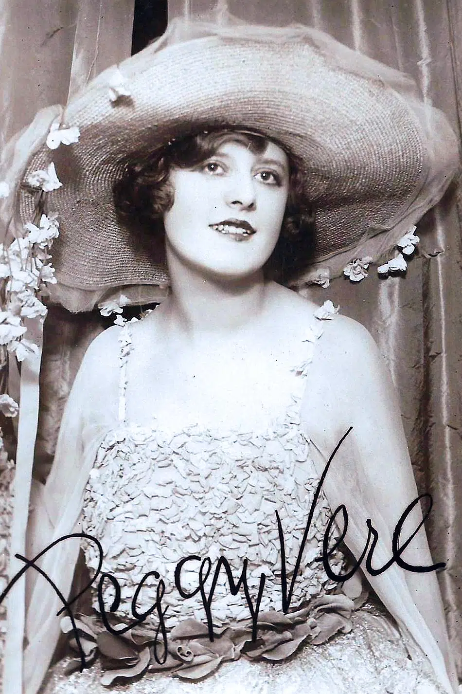 Peggy Vère