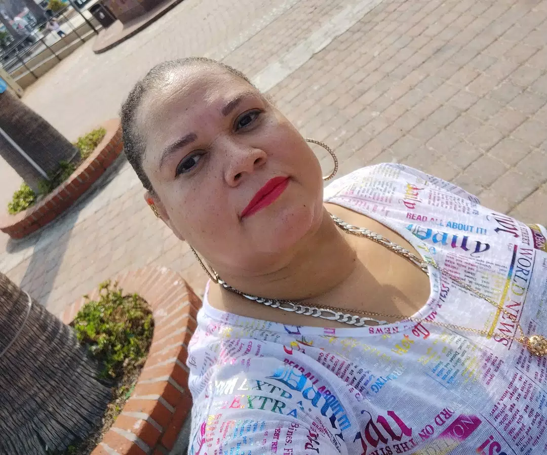 Sianila Champagne Vejar