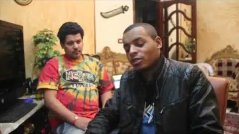 اعلان فيلم "اللي بيحب ربنا يرفع إيده لفوق"