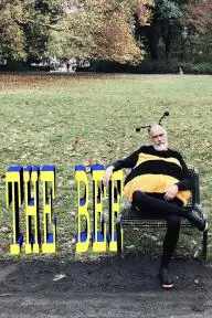 The Bee_peliplat