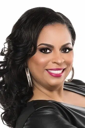 Lisa Dove Washington
