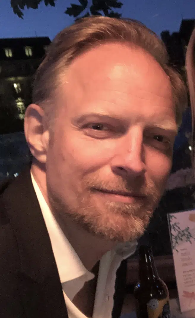 Måns Axell