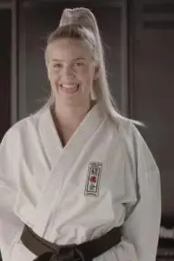 Karate with Anne-Marie_peliplat