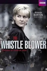 The Whistle-Blower_peliplat