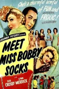 Meet Miss Bobby Socks_peliplat