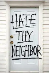 Hate Thy Neighbour_peliplat
