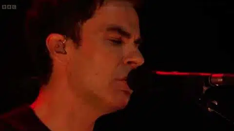 Stereophonics - Pick A Part That’s New (Millennium Stadium)