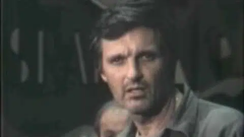 Hawkeye at M*A*S*H last press conference, part 1