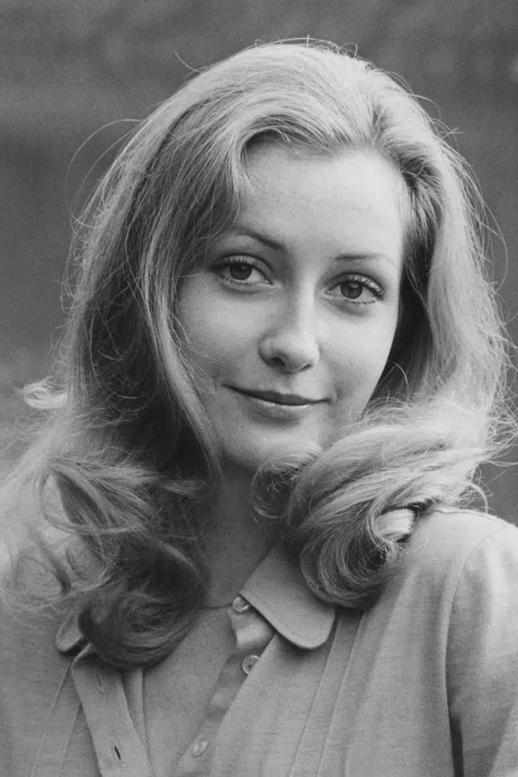 Anita Mally