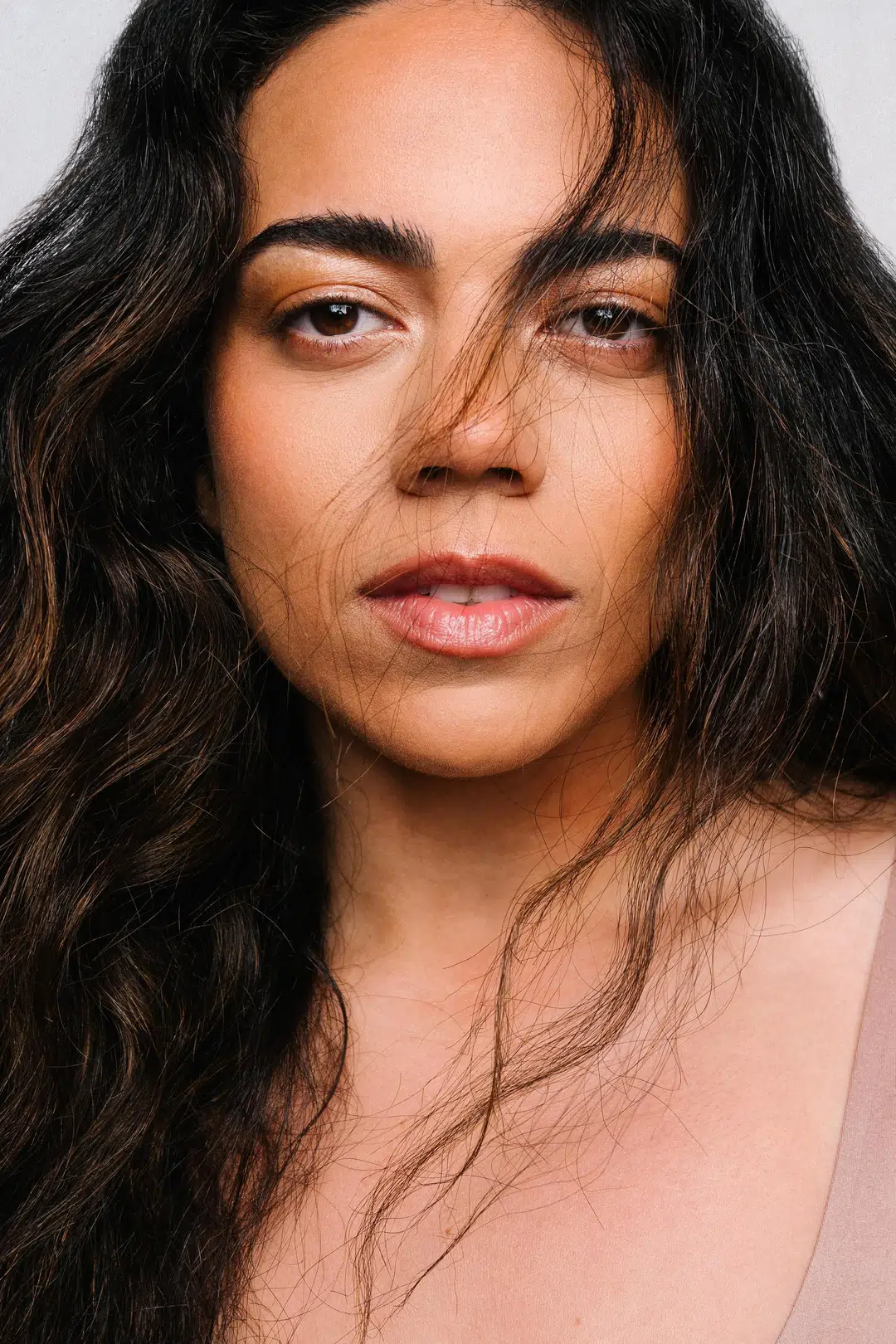 Leslie Lluvet