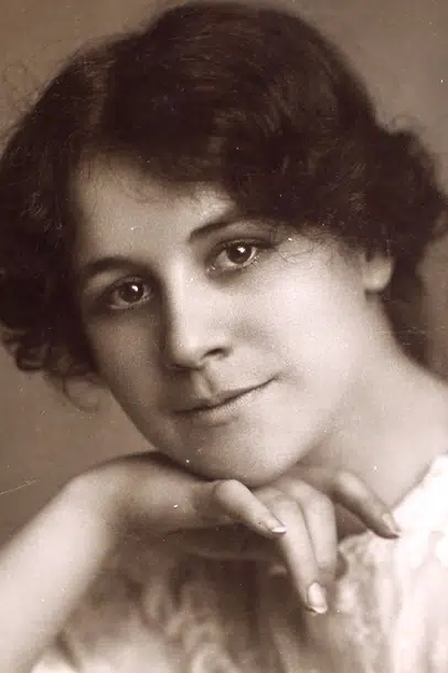 Lillian Albertson