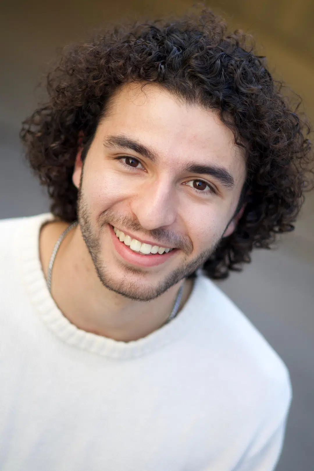 Manny Elhilu