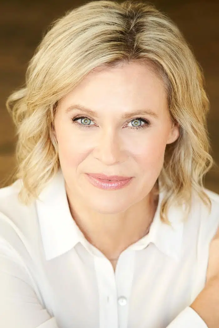 Lisa Ryder