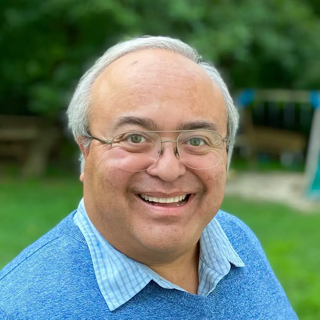 Manny Oliverez