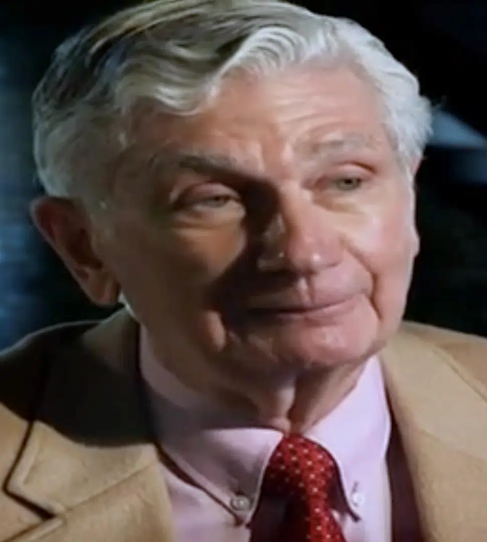 Selwyn Raab