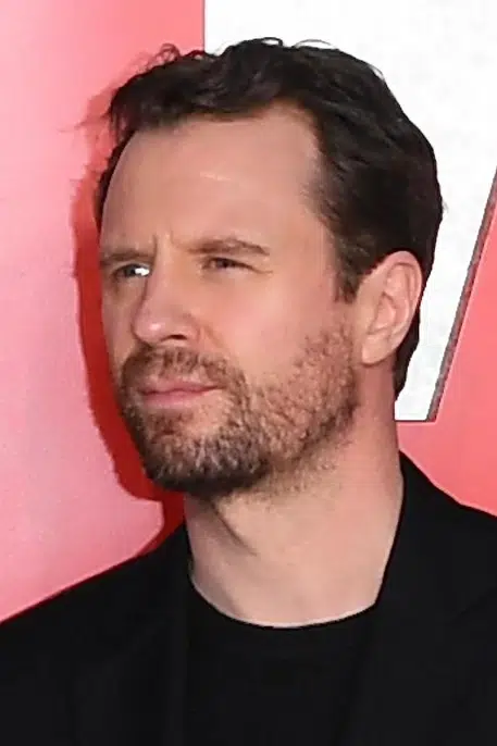 Luke Mably