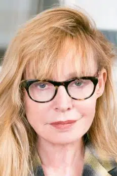 Lyndall Hobbs