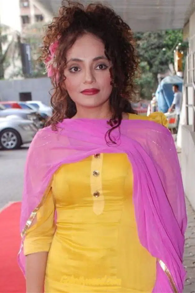 Rakhee Tandon