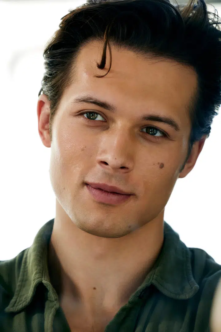 Leo Howard
